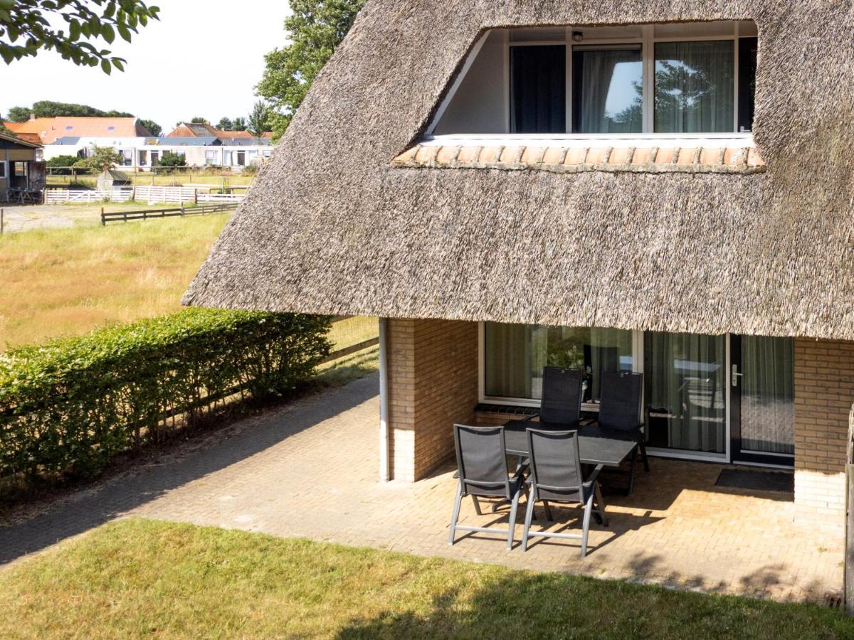 Escape, Appartement Met Groot Terras Buren  Luaran gambar