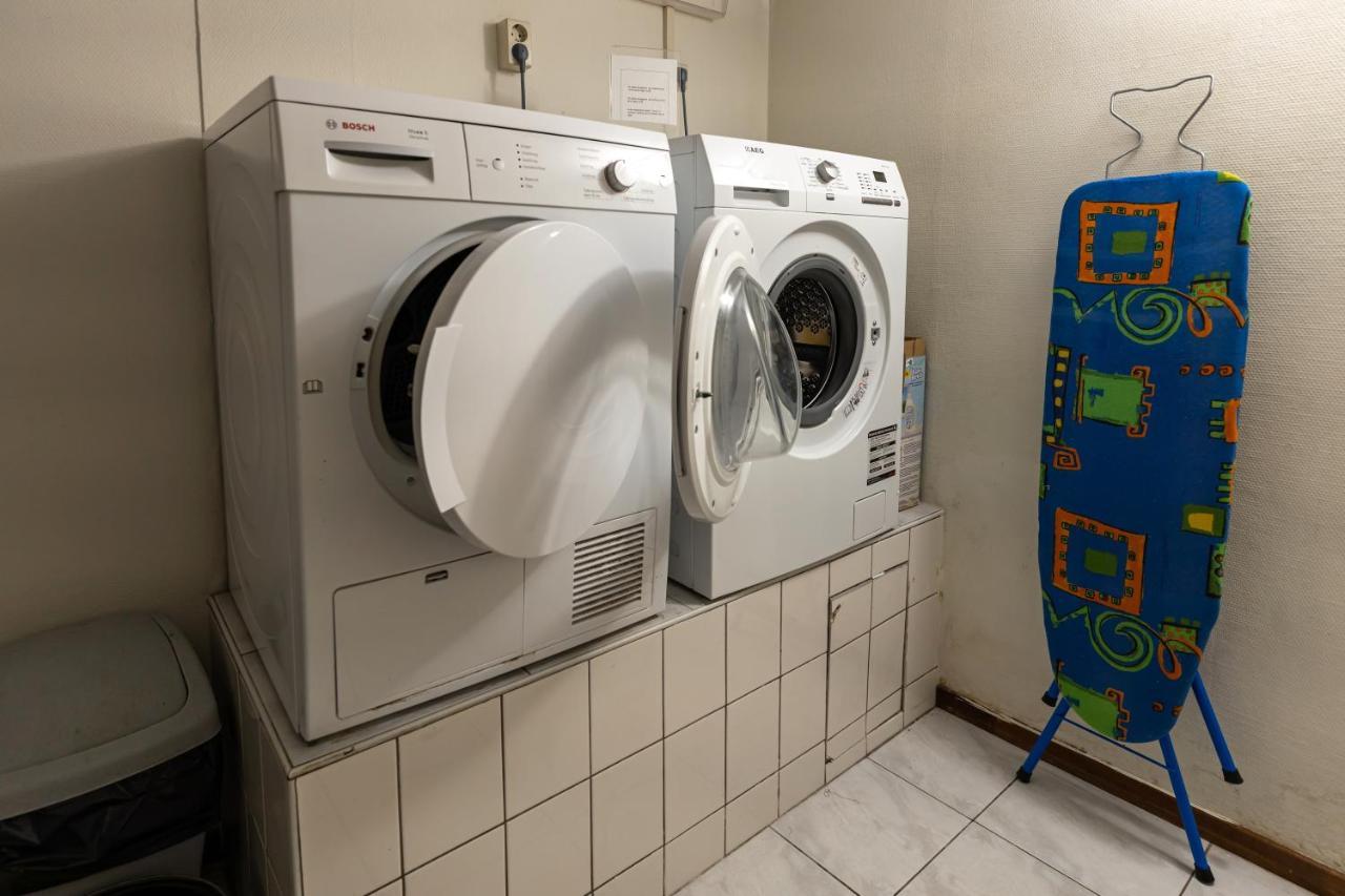 Escape, Appartement Met Groot Terras Buren  Luaran gambar
